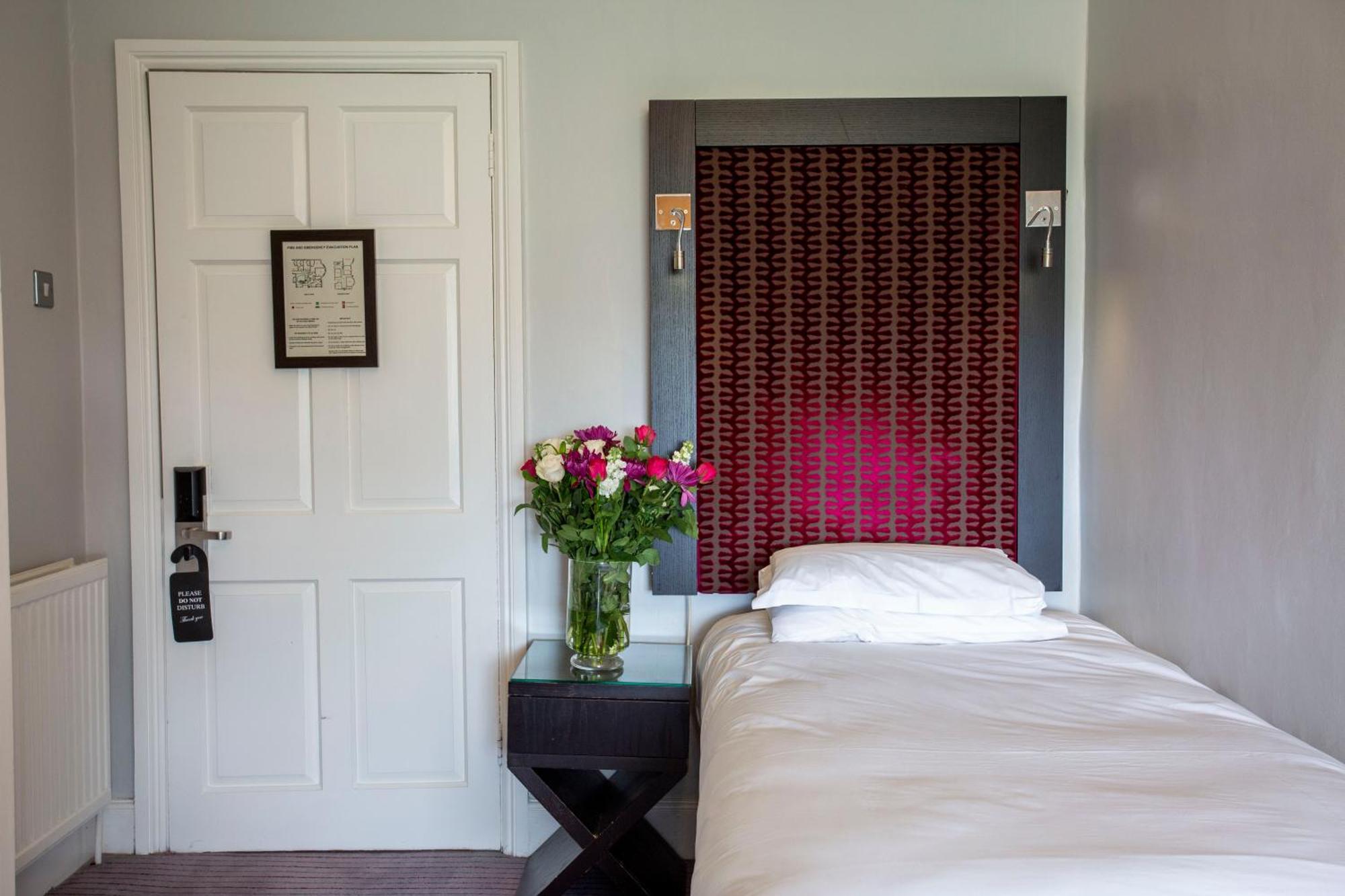 Highfield Park Hotell Hook  Eksteriør bilde