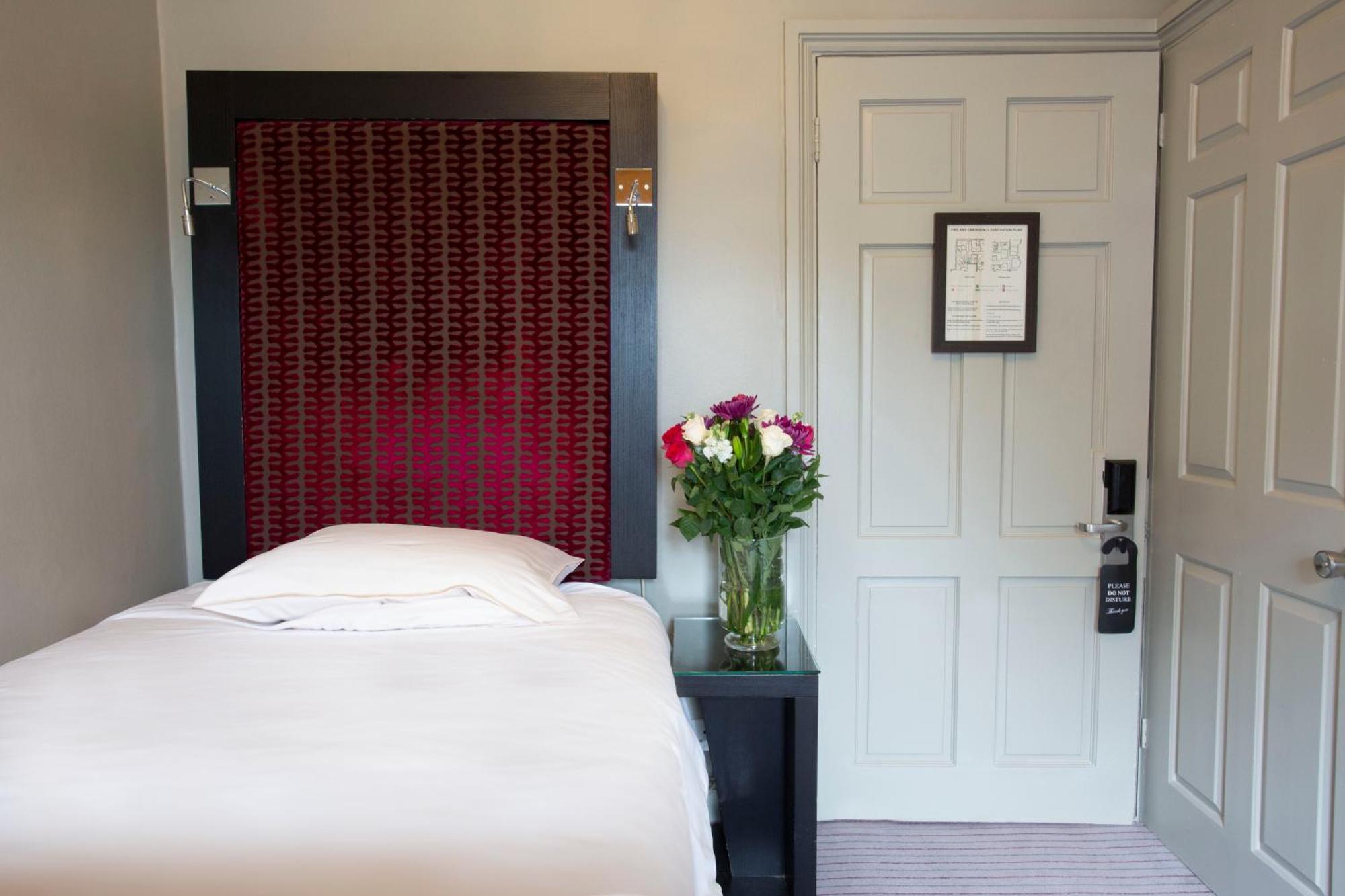 Highfield Park Hotell Hook  Eksteriør bilde