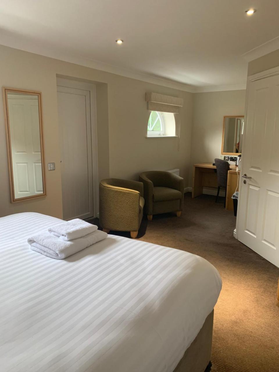 Highfield Park Hotell Hook  Eksteriør bilde